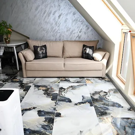 бисер 2023 شقة *